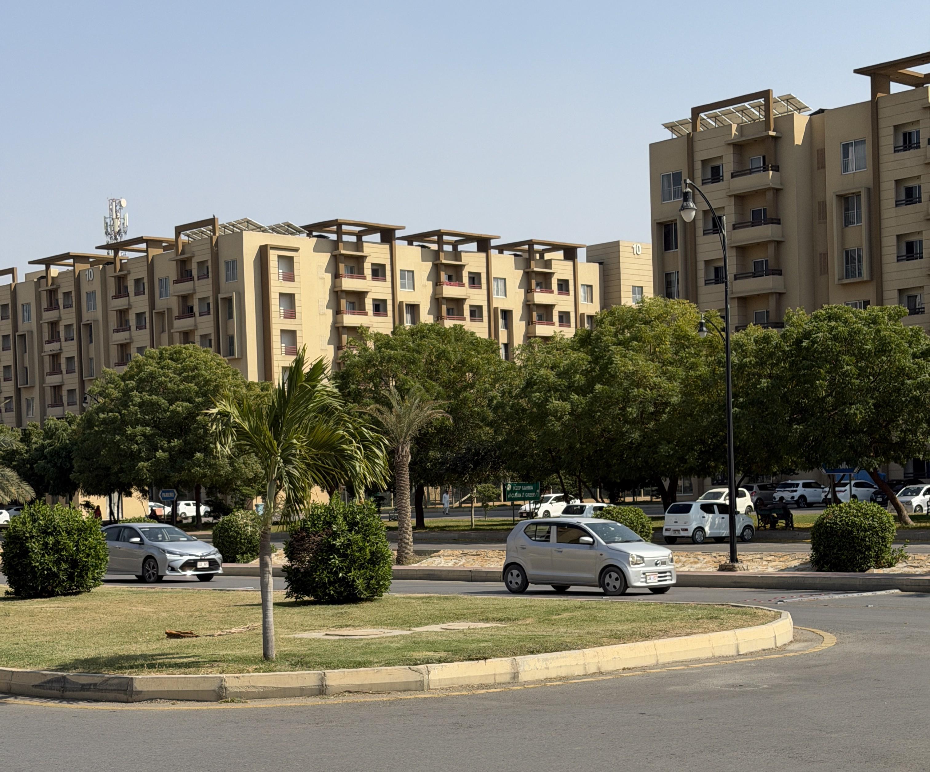 Bahria Apartments - 2 Bed - 2 Bed 950 sqft Sqy for Sale in Bahria Town Karachi