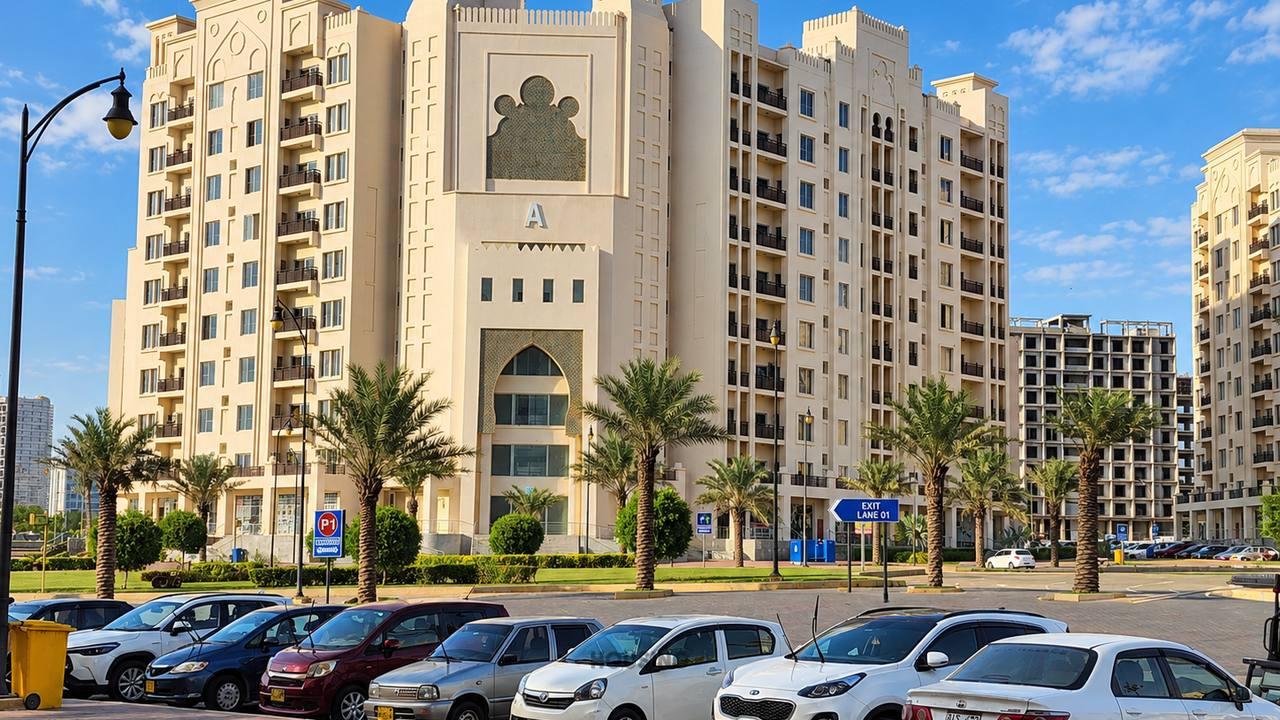 Bahria Heights - 1400 Sqft Apartment for Sale in Bahria Town Karachi